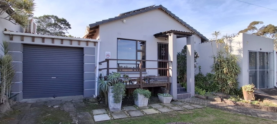 3 Bedroom Property for Sale in Amalinda Eastern Cape